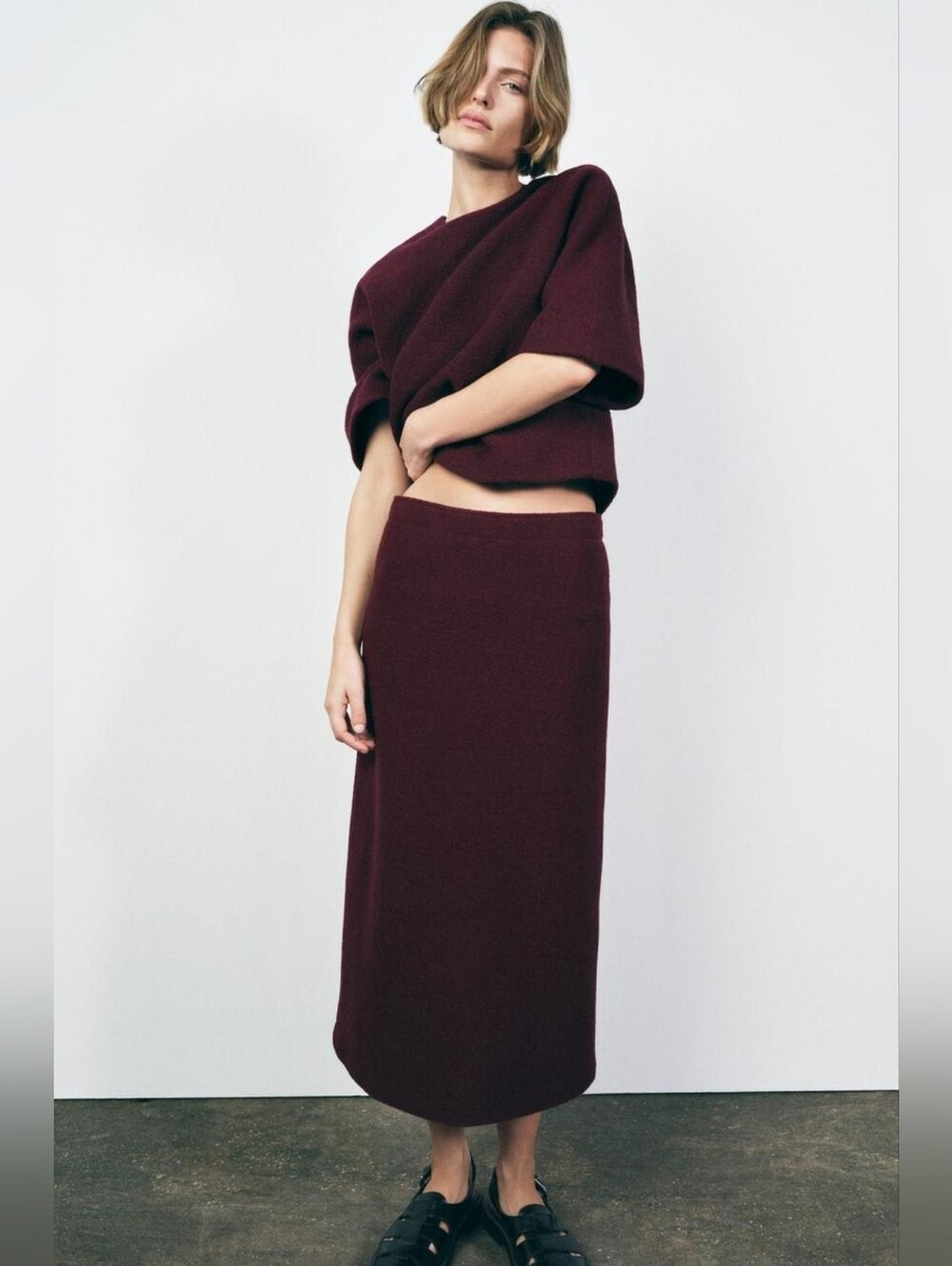 Zara Wool Burgundy Midi Skirt